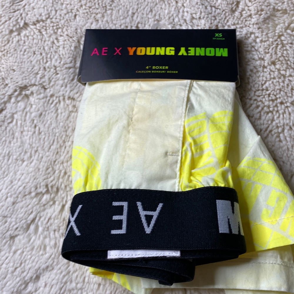 AE X YOUNG MONEY!!!!! 4’’ boxer!!!!!